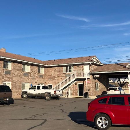 Ameri-Stay Inn & Suites Clearfield Dış mekan fotoğraf